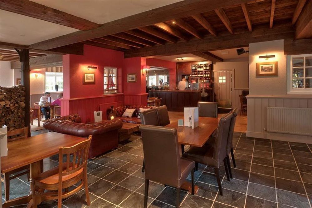 เดอะ ฟิชบอร์น - ไอล์ออฟไวท์ Bed & Breakfast Fishbourne  ภายนอก รูปภาพ